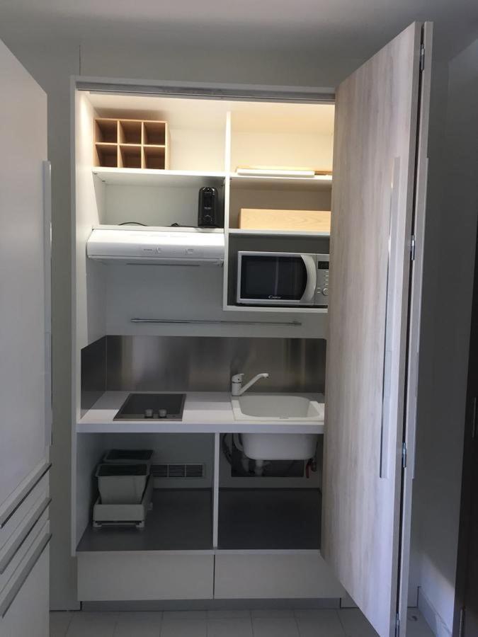 סן-פרנסואה Romantique Et Bel Appartement En Bord De La Mer, Piscine Surveillee Et Belle Plage A 50M מראה חיצוני תמונה