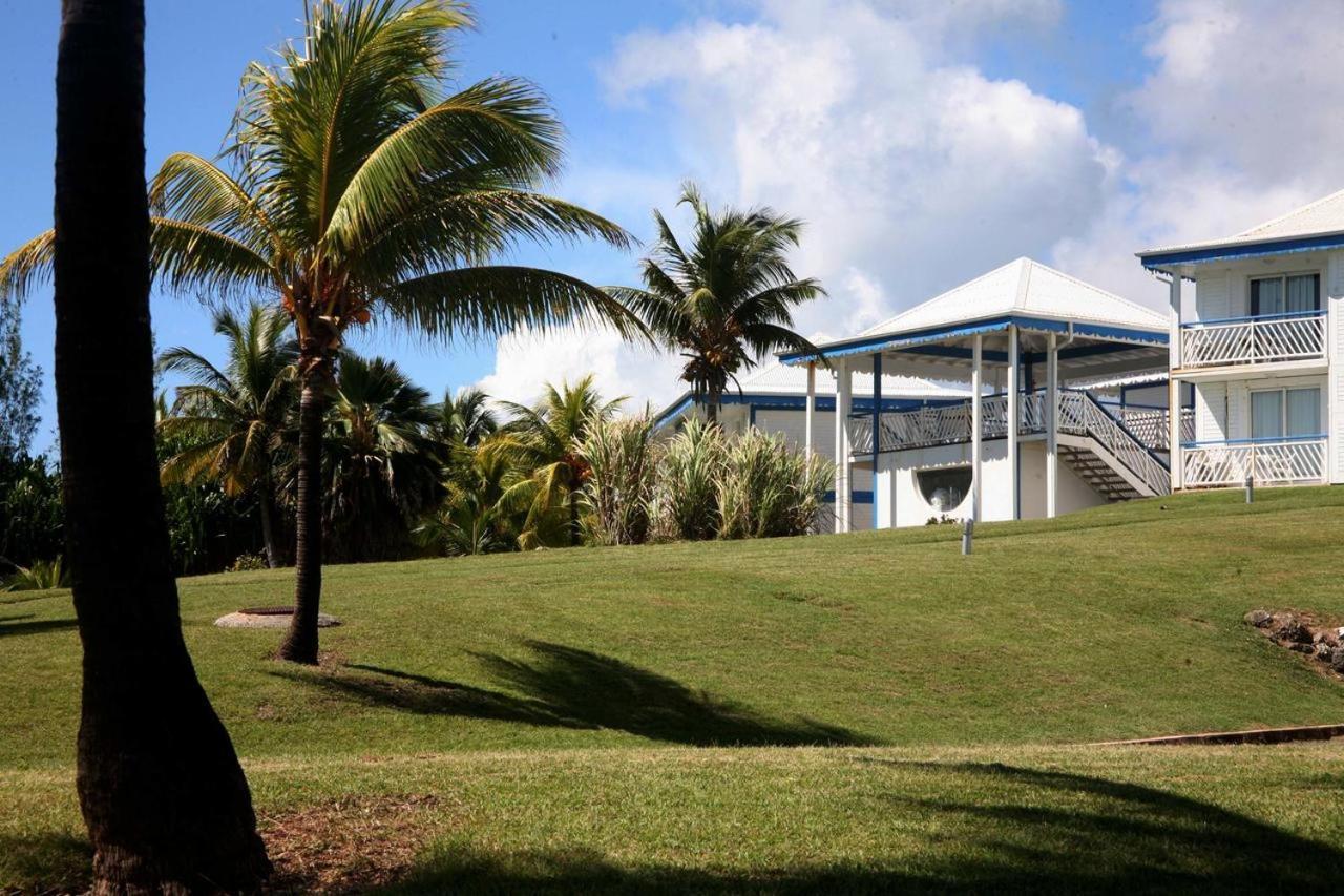 סן-פרנסואה Romantique Et Bel Appartement En Bord De La Mer, Piscine Surveillee Et Belle Plage A 50M מראה חיצוני תמונה